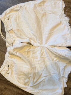 aerie Cream Drawstring Lounge Shorts